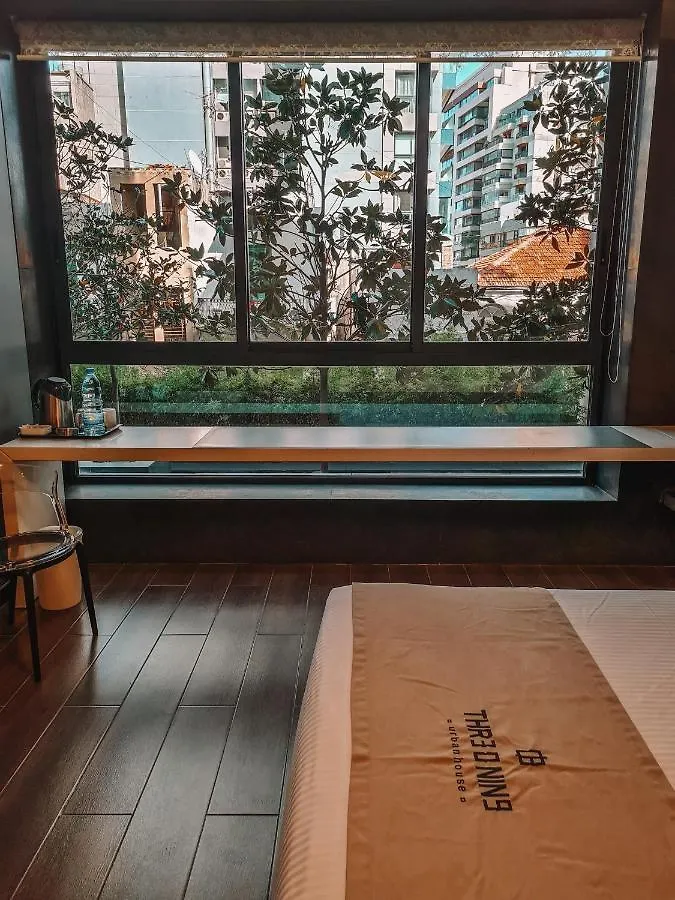 Three O Nine Hotel Beirut 4*,