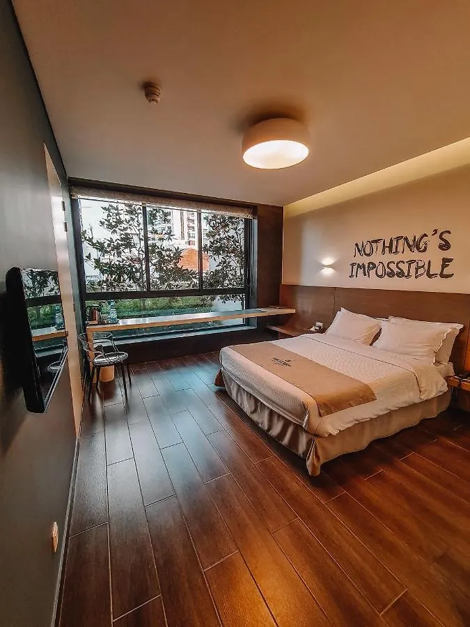 Three O Nine Hotel Beirut 4*,