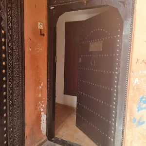 Riad Shaloma ****
