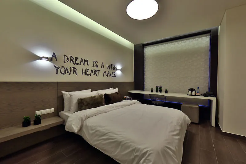 Three O Nine Hotel 베이루트